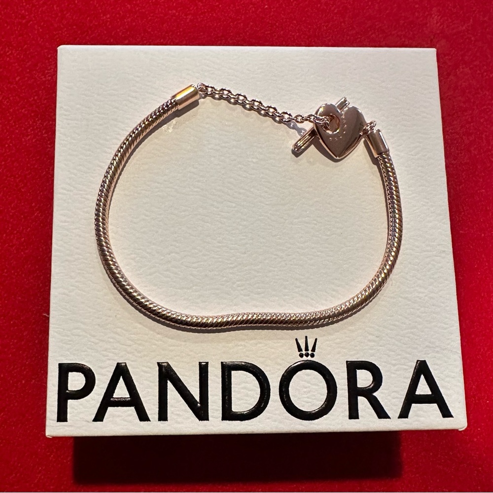 Pandora Moments Heart T-bar Snake Chain Bracelet, never worn